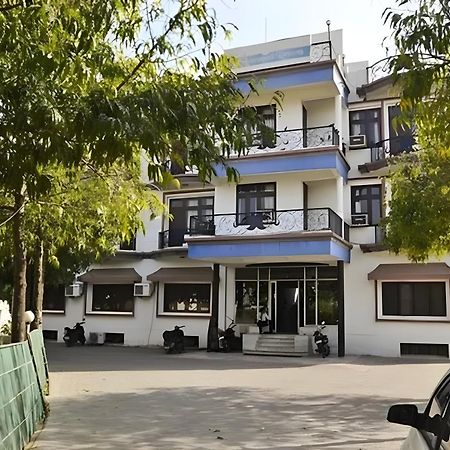 Hotel Amrapali Dźajpur Zewnętrze zdjęcie
